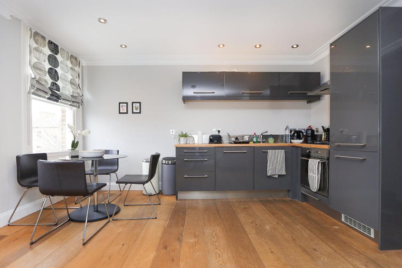 Bright And Modern 2 Bed Flat * Londra